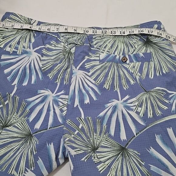 Tommy Bahama Blue Palm Print  Men's SwimmingnShorts M - Picture 4 of 9